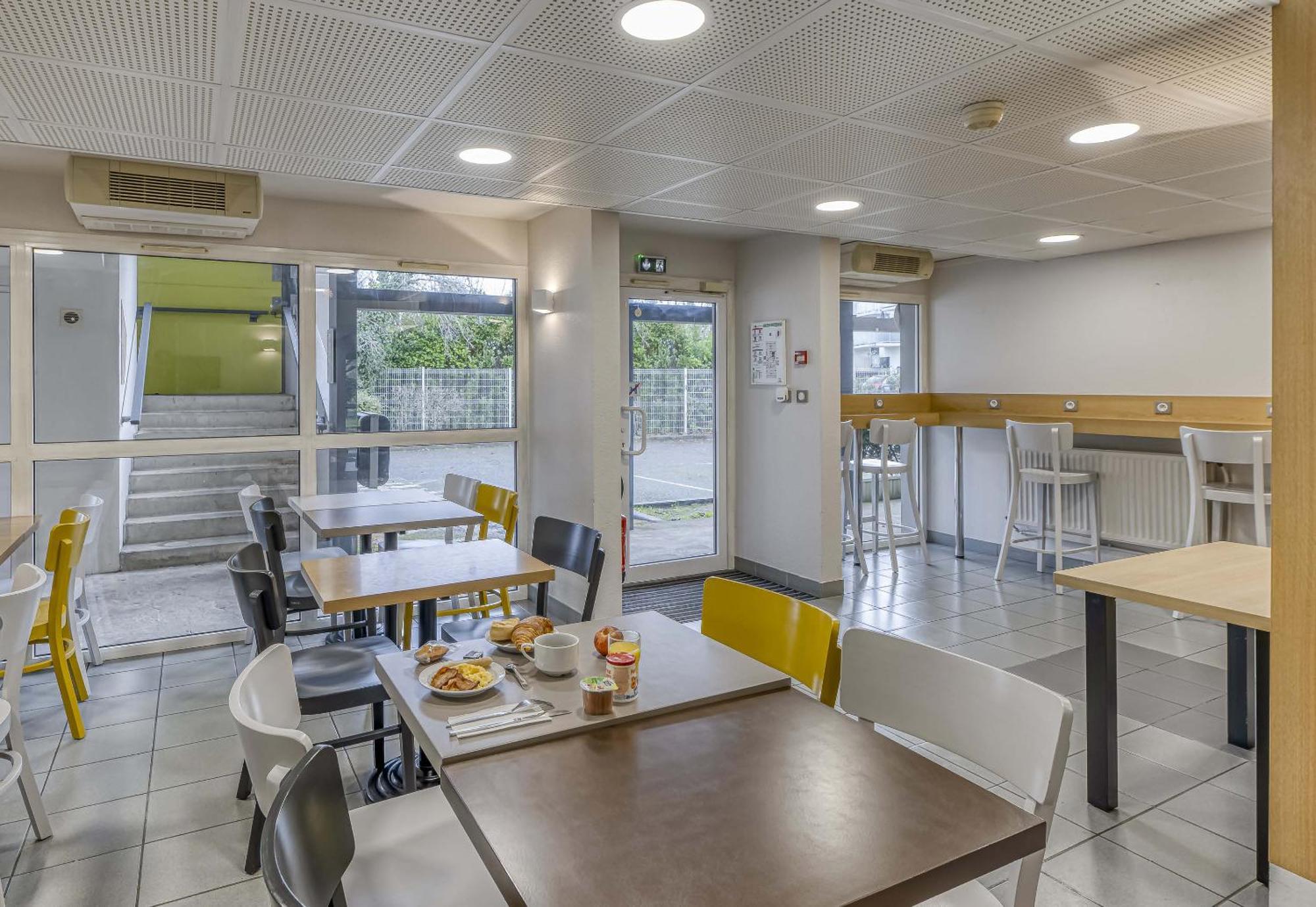 B&B HOTEL Périgueux Boulazac Esterno foto